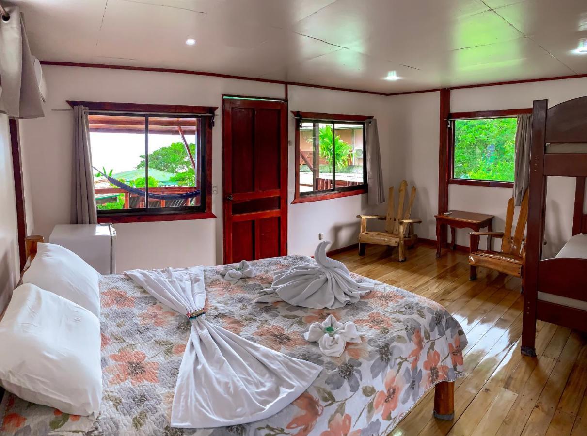 Cotingas Ocean View Villa Drakes Bay Екстериор снимка